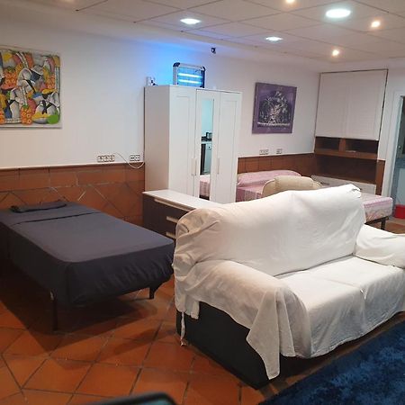 Ferienwohnung Loft Pinares Mostoles Exterior foto